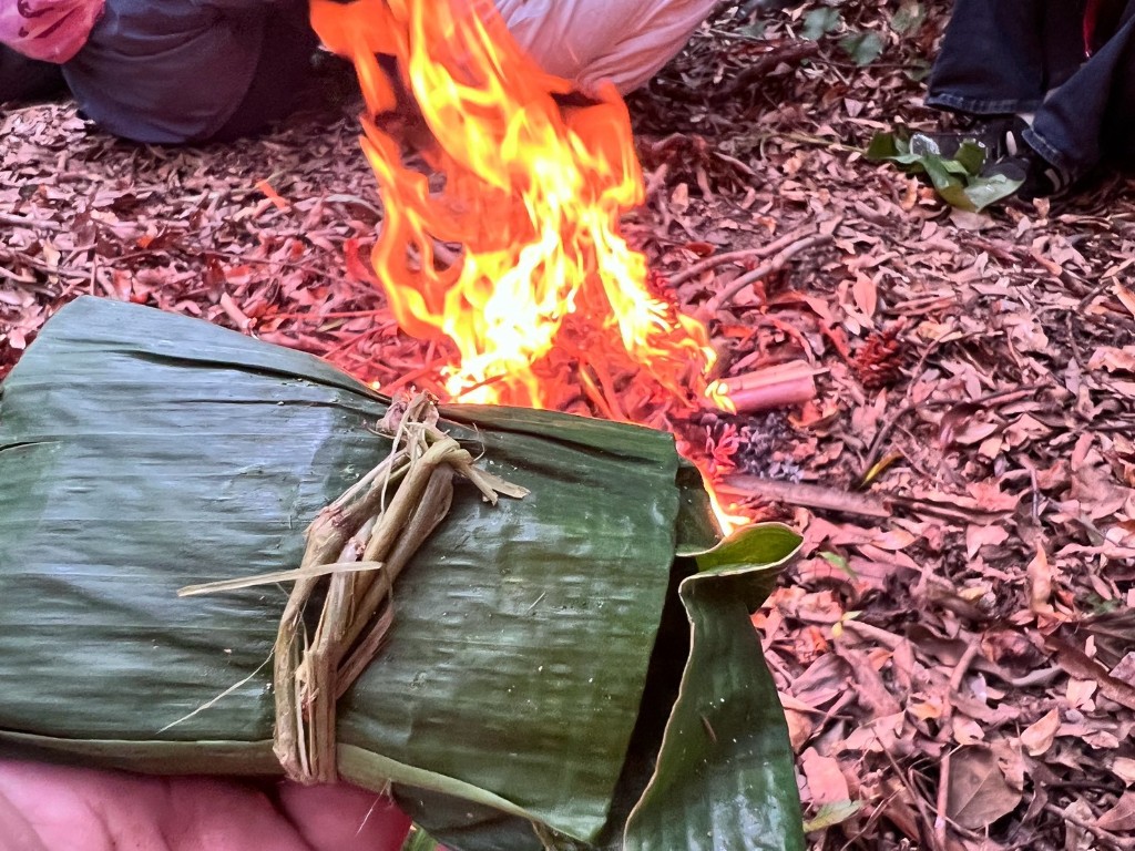 以香蕉葉包裹的泰雅傳統食物 Kuni